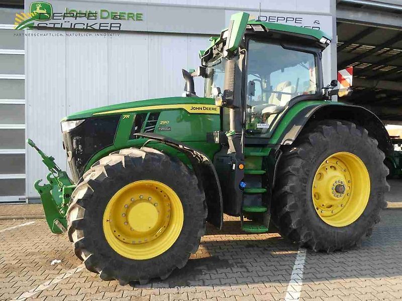 John Deere 7R 290 Tractor €243,000