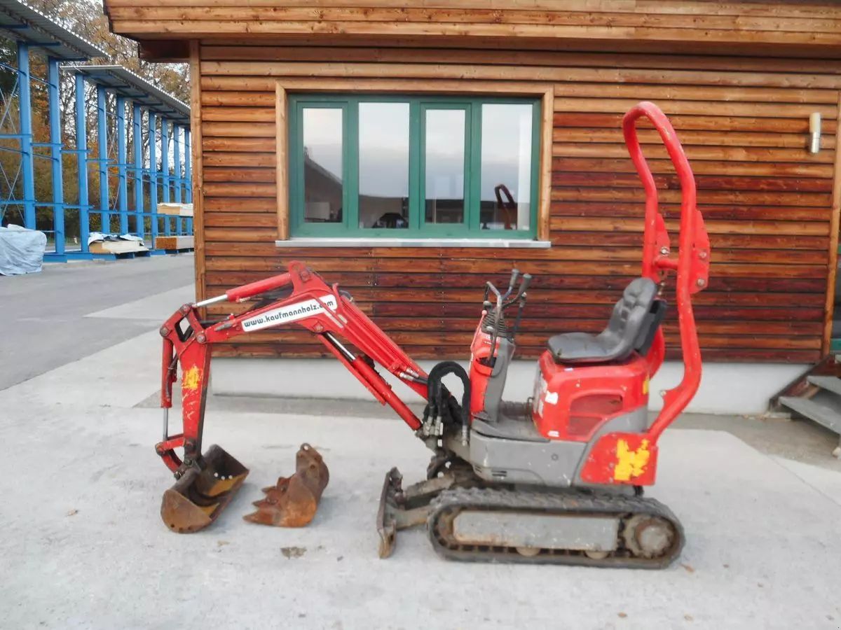 E-FARM: Yanmar sv08 ( 1.035kg ) verstellfahrwerk + 2 löffel - Minibagger - id RUTHHJQ - 8.800 € - Baujahr: 2014 - Österreich