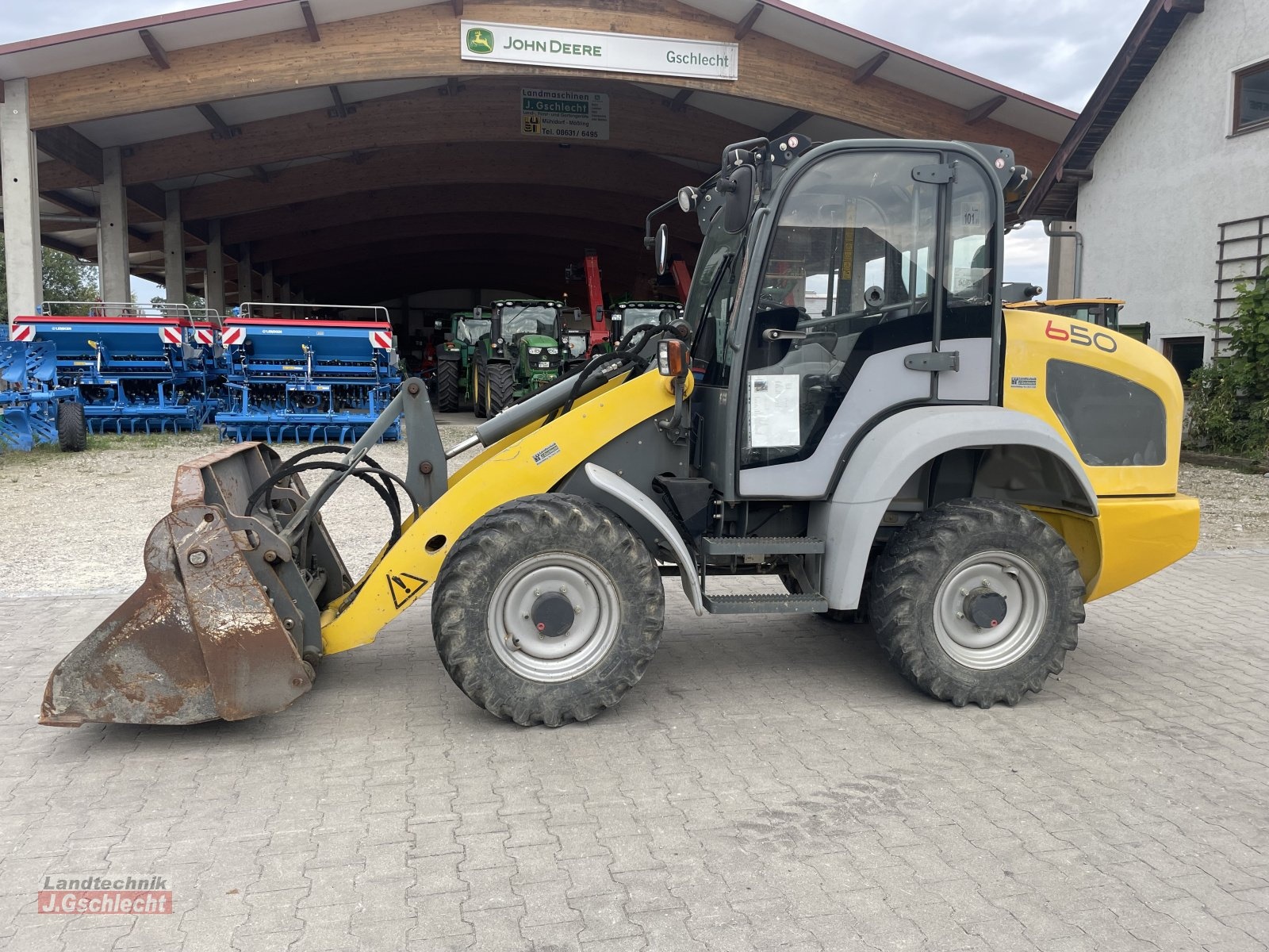 KRAMER 650 compactloader 35 000 €