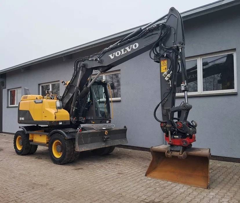 VOLVO ew 140 d Excavadora de ruedas 66.899 €