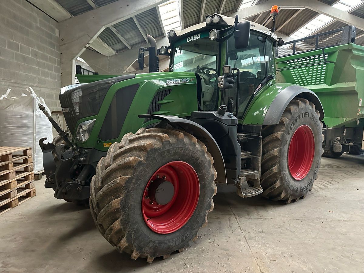 E-FARM: Fendt 826 Vario ProfiPlus - Tractor - id PZTW9DJ - Anul: 2016 - Citeste ore: 4.600,Muterea motorului: 260,Franța