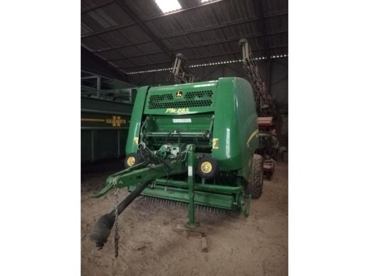 E-FARM: John Deere 960 - Baler - id KBEIY59 - €26,000 - Year of construction: 2017 - Total number of bales produced: 18,070,France