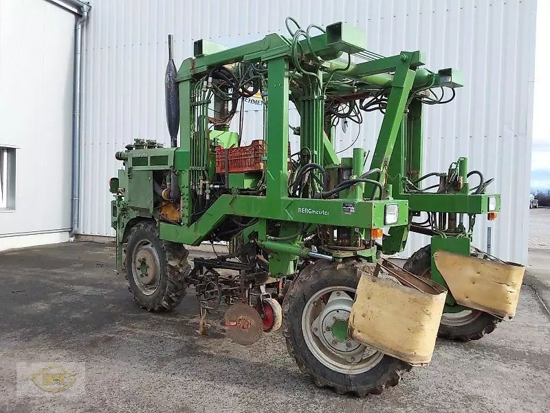 E-FARM: hieble bergmeister 654 hy (zwischenreihenbearbeitung von baumschulkulturen) - Orchard and vineyard equipment other - id LKNYYI5 - Year of construction: 1994 - Germany