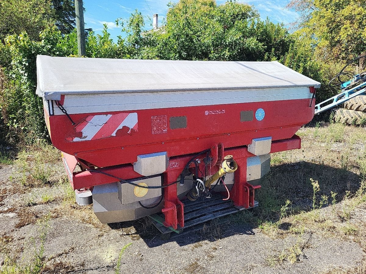 E-FARM: Kverneland tl-geospread - Düngerstreuer - id SNEVQWR - 11.000 € - Baujahr: 2012 - Frankreich