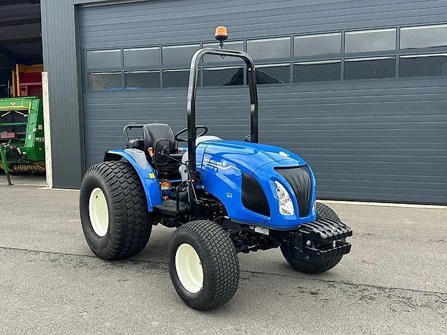 New Holland Boomer 55 Traktor