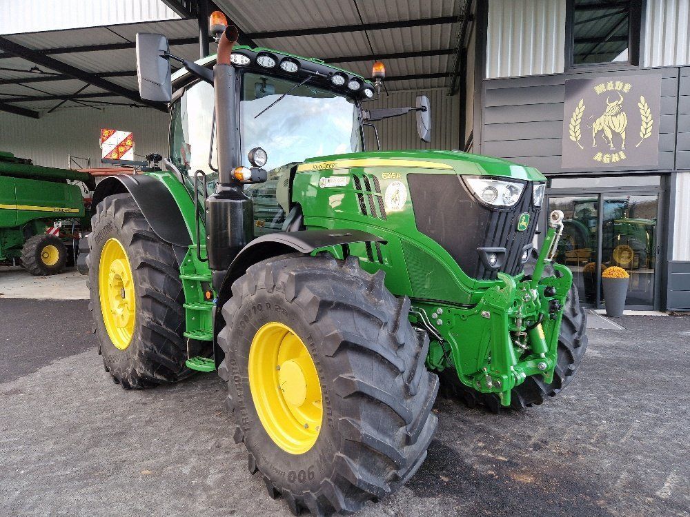 E-FARM: John Deere 6215 R - Tractor - id AU7FRRK - 147.000 € - Año: 2022 - Horas: 2100,Potencia del motor: 215,Francia