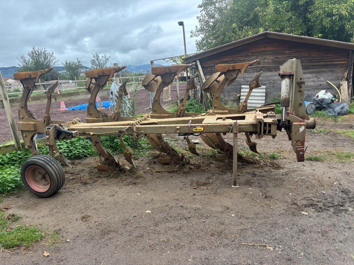 Goizin 4 corps Charrue 5 500 €