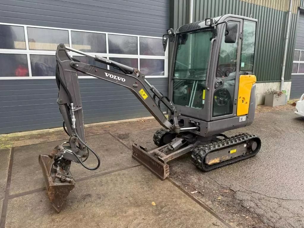 VOLVO ec 18 d Mini-pelle