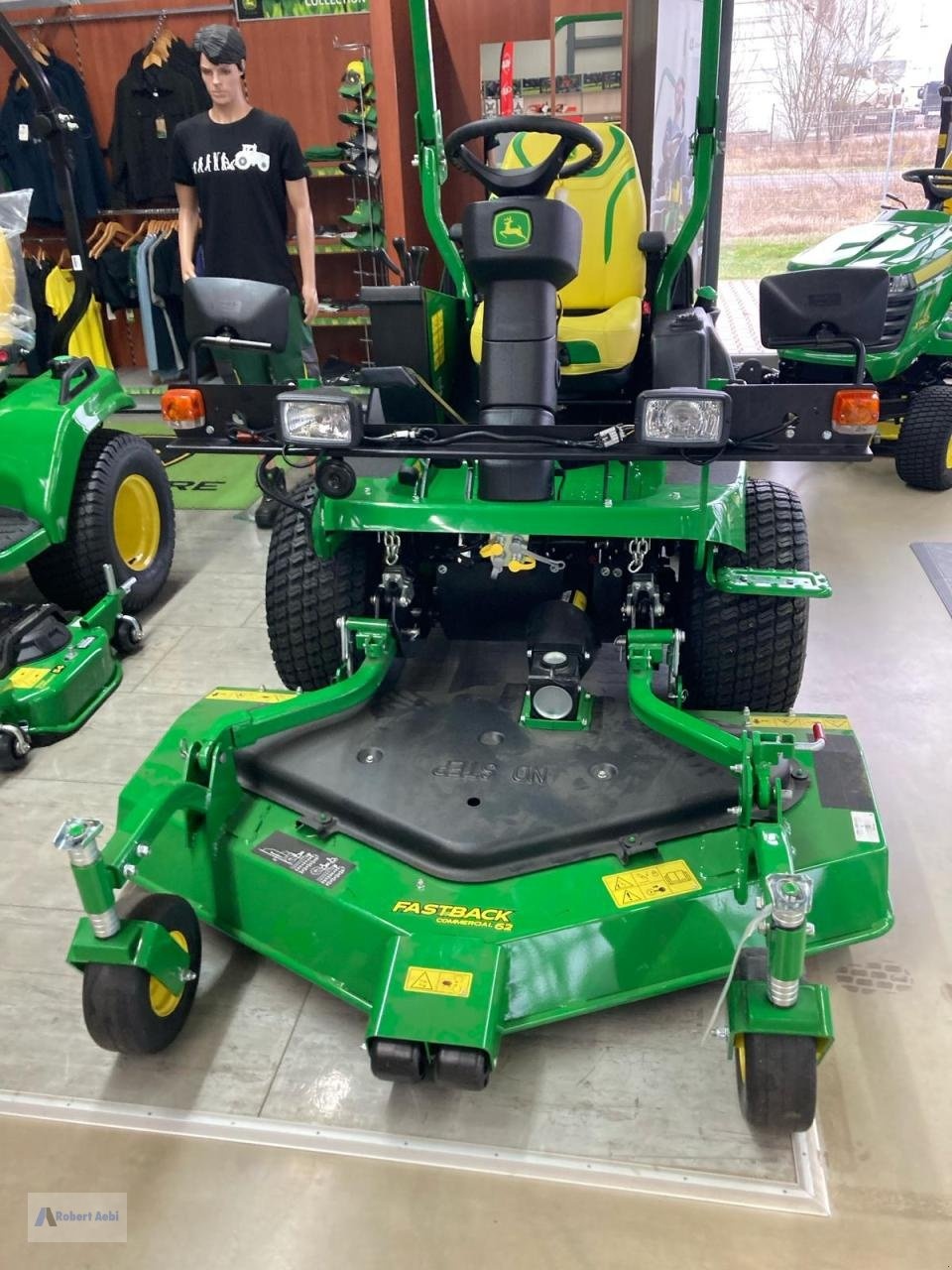 John Deere 1580 terraincut lawn_mower 35 800 €