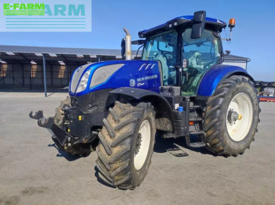 E-FARM: New Holland T7.245 - Tractor - id ZNS6QED - €115,000 - Year of construction: 2019 - Engine hours: 3,250,Engine power (HP): 200,France