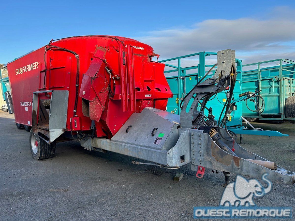 E-FARM: Silofarmer tambora 20 mélangeuse-pailleuse - Mélangeurs d'alimentation - id WRCXK3Y - 23 000 € - Année: 2015 - France