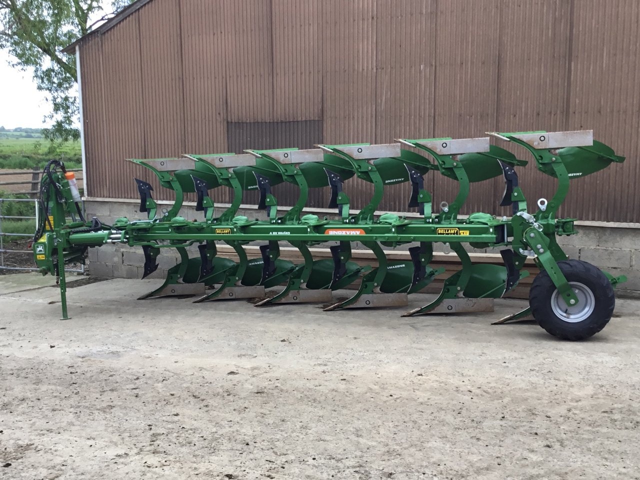 Amazone cayors xs v plough 29 000 €