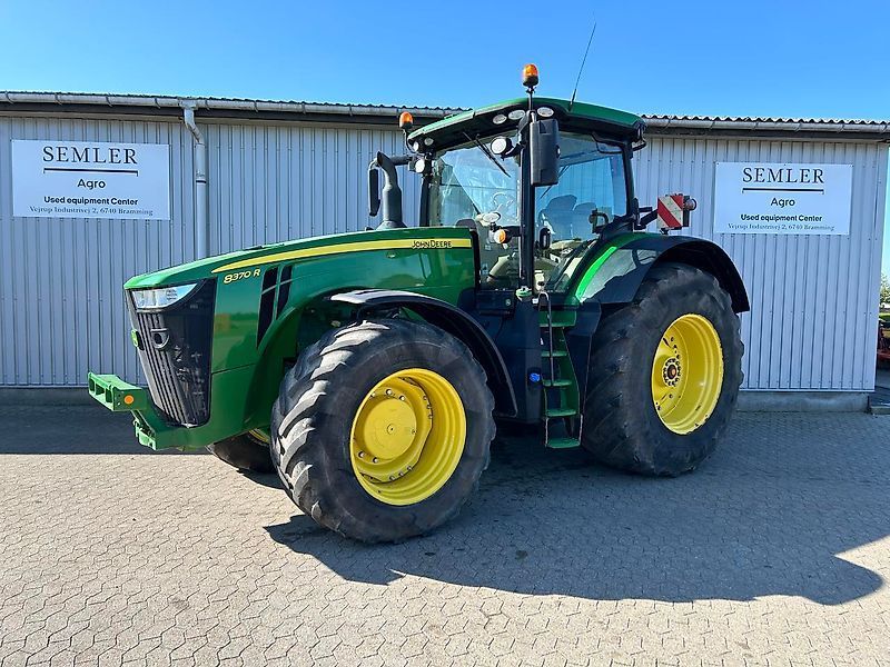 John Deere 8370 R Traktor 180.679 €