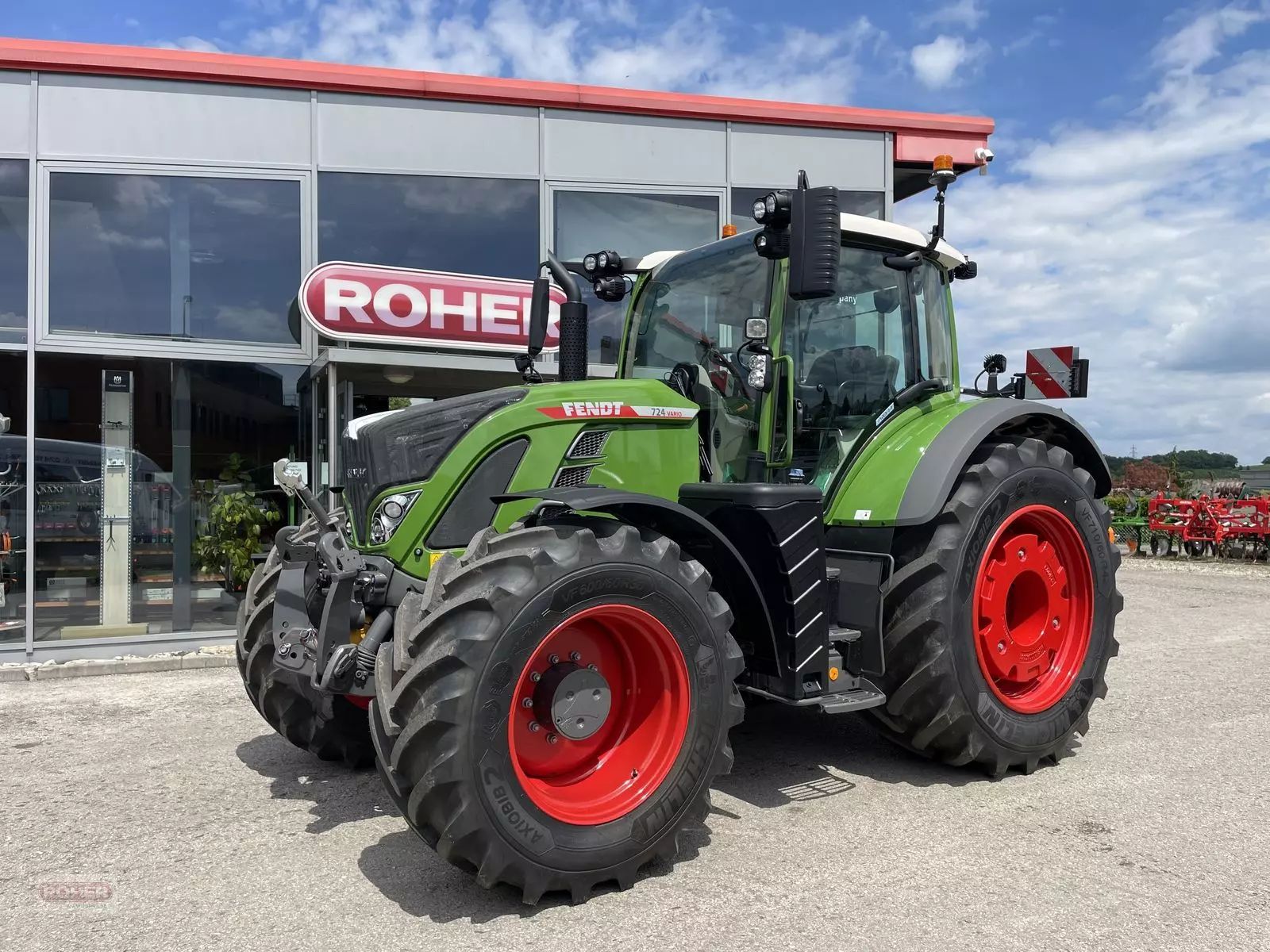E-FARM: Fendt 724 Vario ProfiPlus - Traktor - id XTPGICE - Baujahr: 2025 - Abgelesene Motorstunden: 5,Motorleistung (PS): 246,Österreich