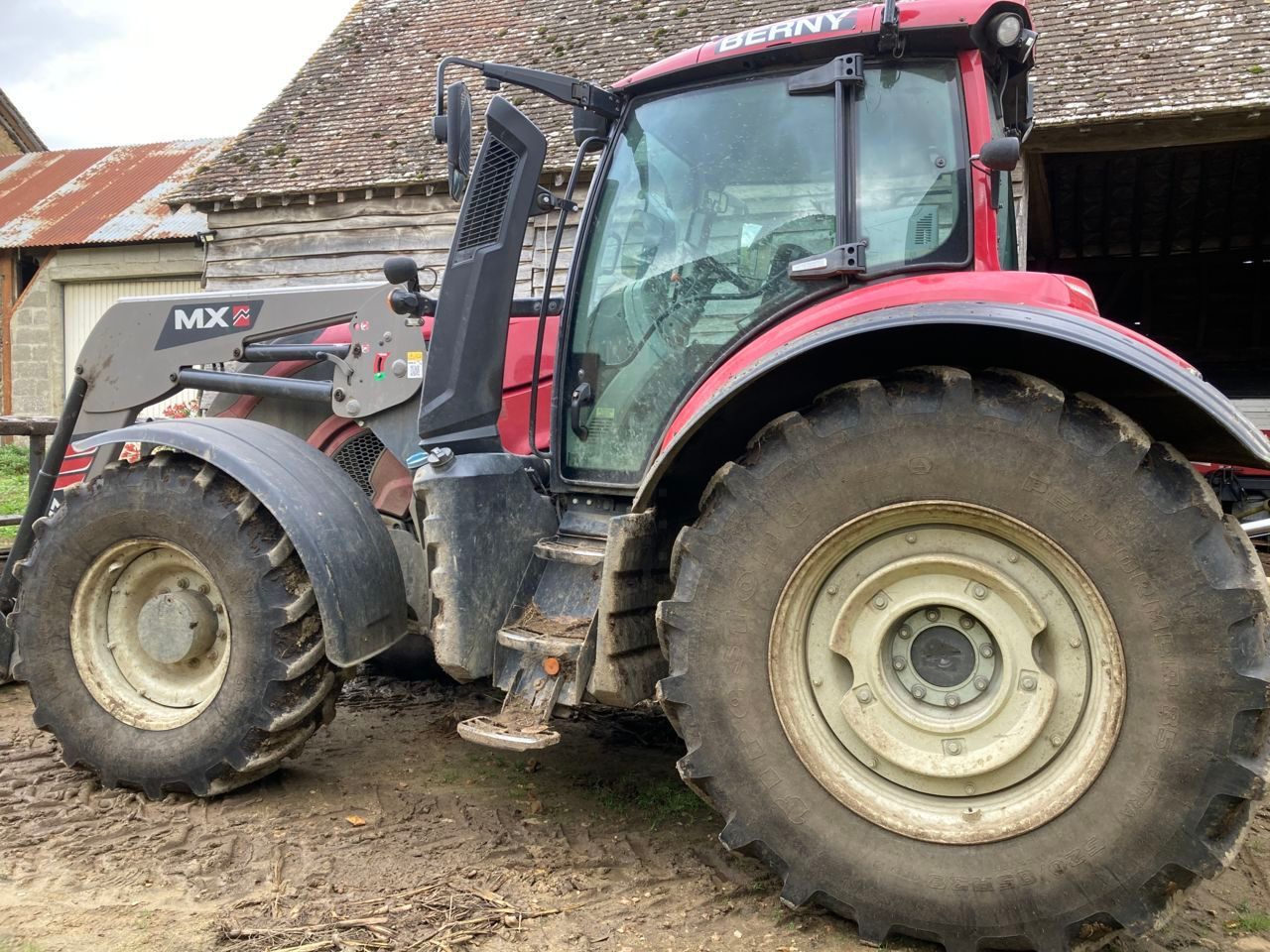 Valtra T154 HiTech Traktor 46.000 €