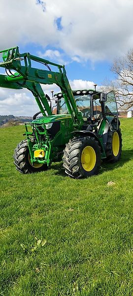 John Deere 6145 R Tractor €105,000