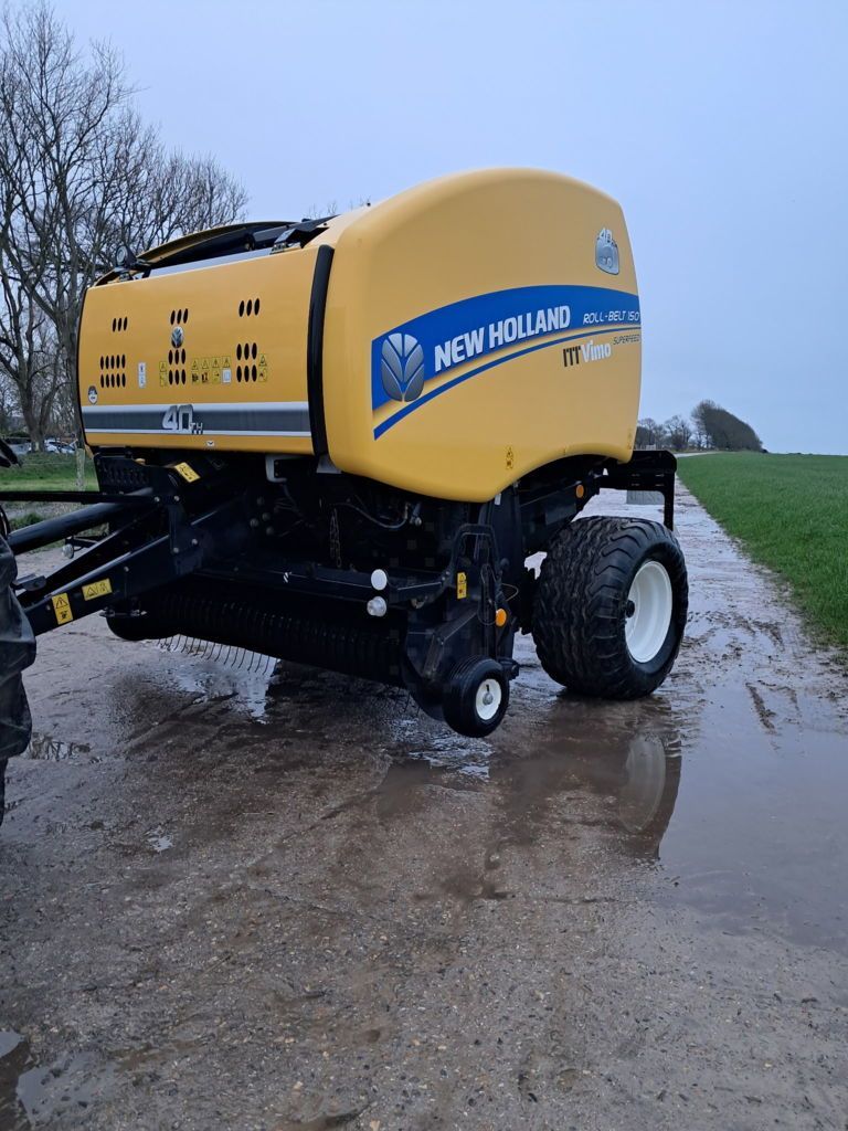 New Holland Roll Belt 150 Super Feed Pressa 17.000 €