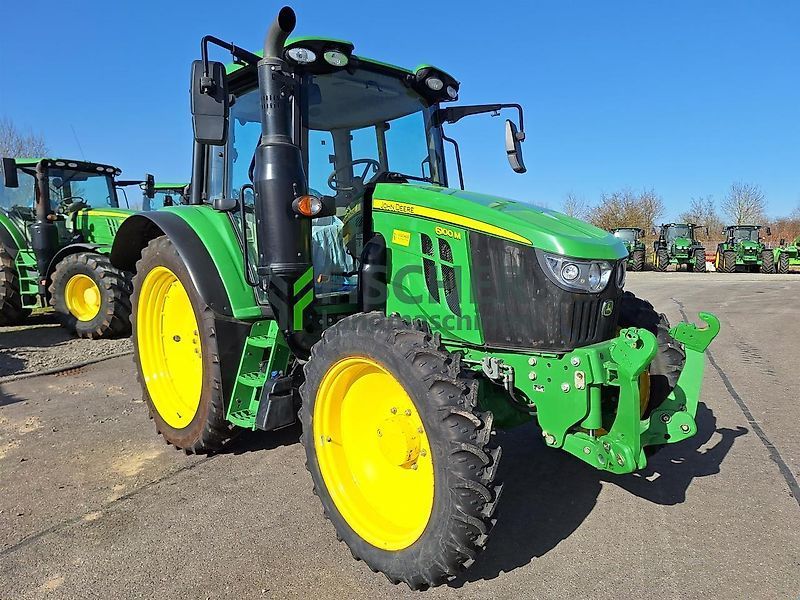 John Deere 6100 M Tractor 64.900 €