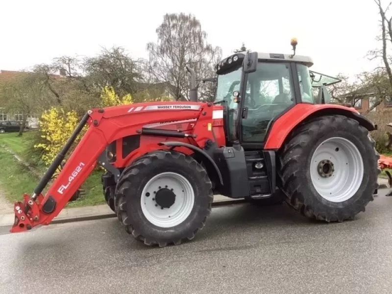 E-FARM: Massey Ferguson 7495 - Tractor - id 4IW3LUC - 39.529 € - Año: 2006 - Potencia del motor: 203,Dinamarca