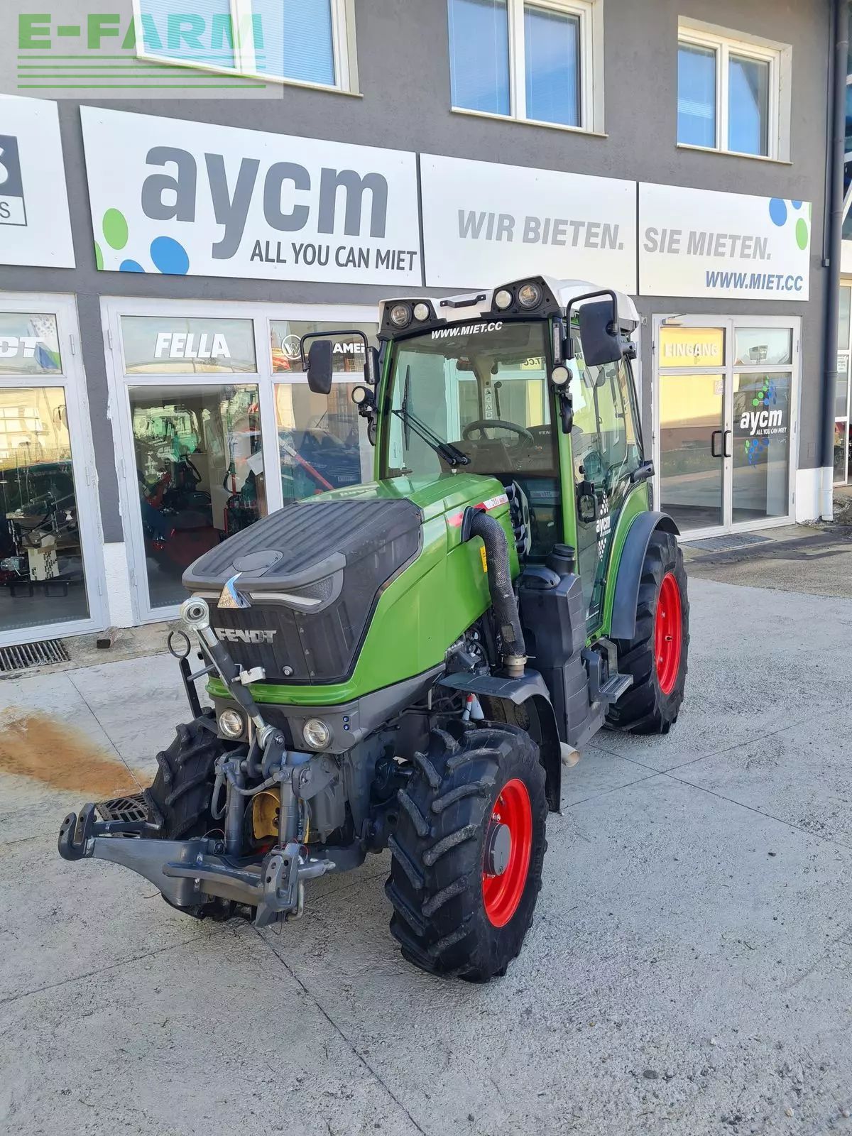 Fendt 211 V Vario Tractor 90.000 EUR