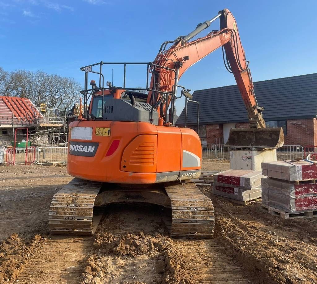 Doosan dx 140 lcr-5 Raupenbagger 33.449 €