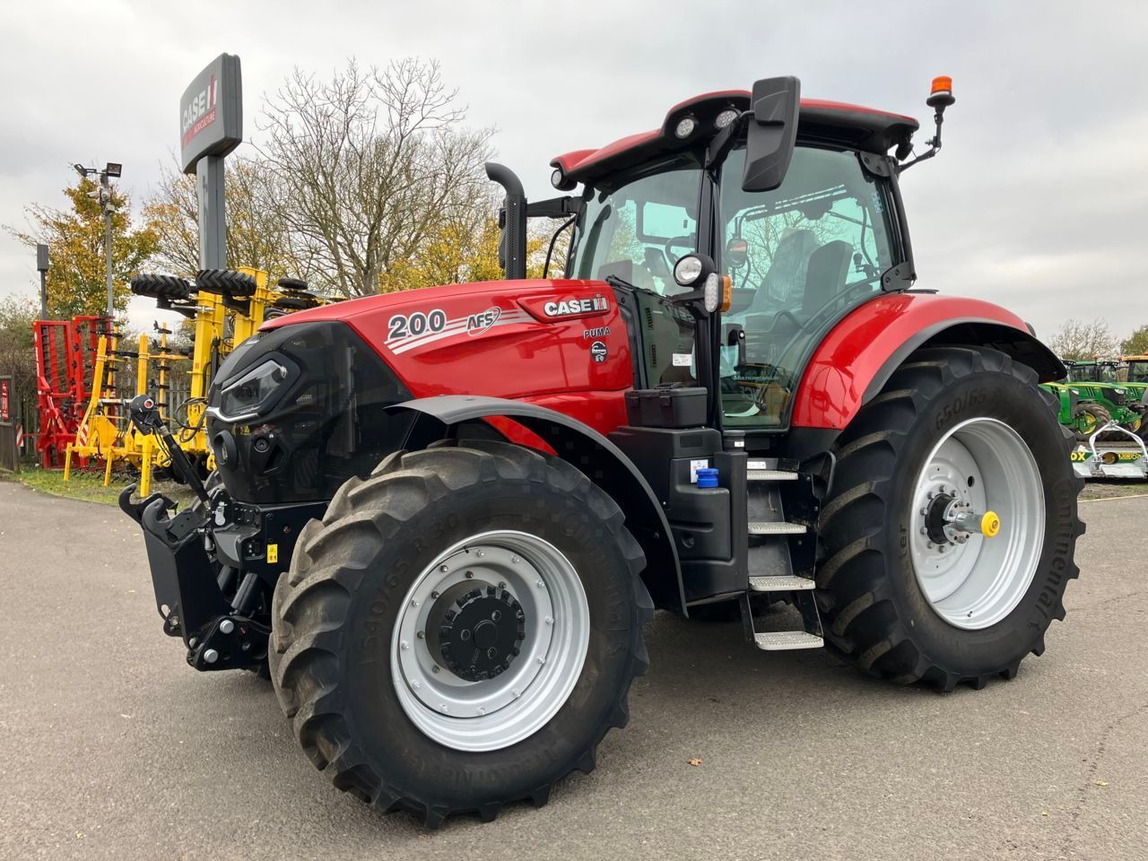 E-FARM: Case IH Puma 200 - Traktor - id UR4PMKQ - 124.343 € - Baujahr: 2023 - Abgelesene Motorstunden: 745,Motorleistung (PS): 200,Vereinigtes Königreich
