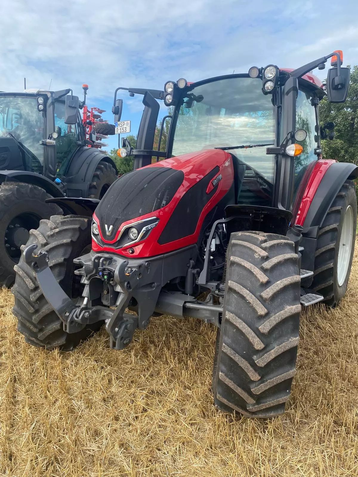Valtra G125 Versu Trattore 84.800 €