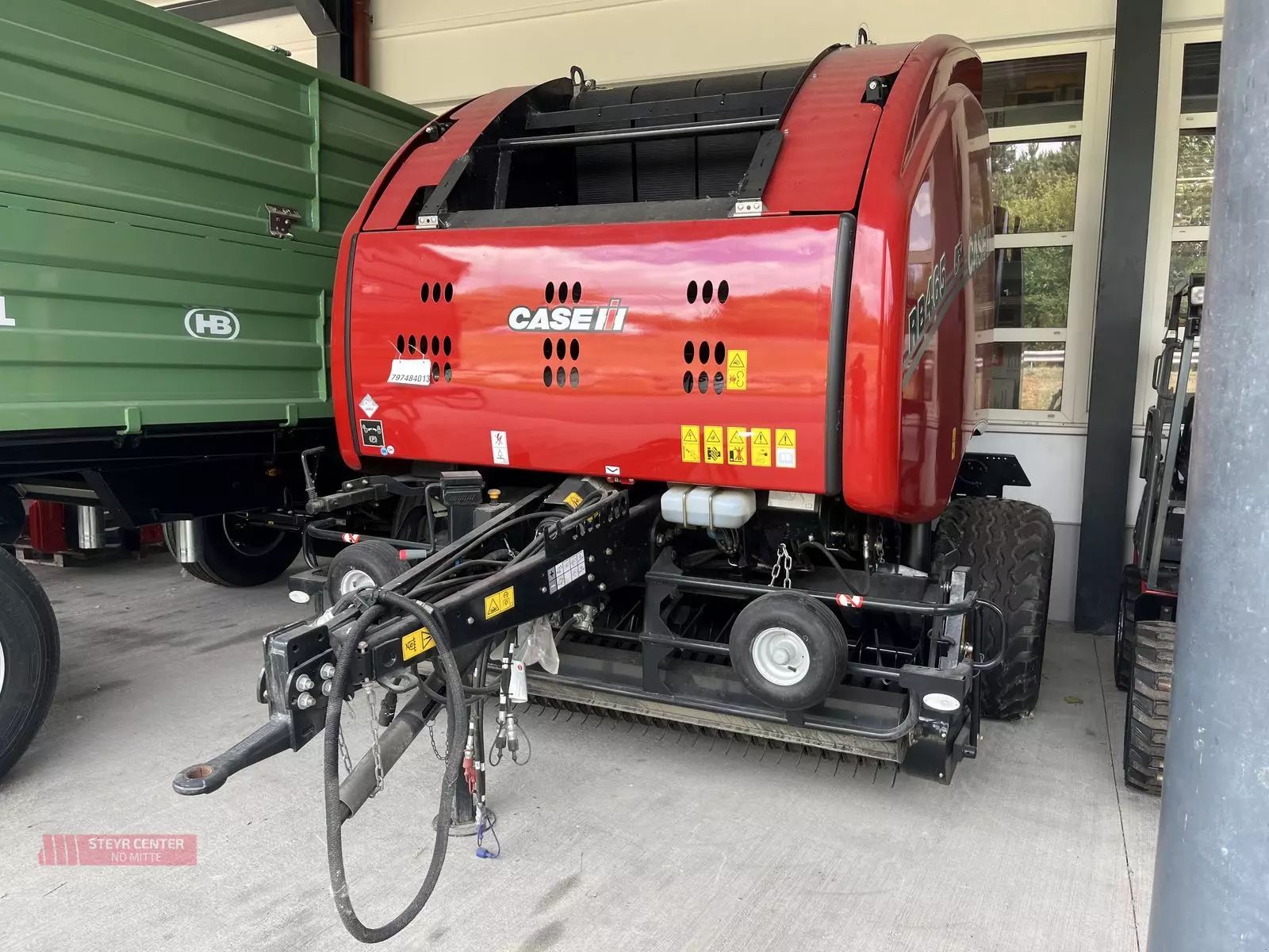 E-FARM: Case IH RB465 VC - Baler - id DTGDESB - €47,083 - Austria