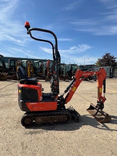 Kubota K008-5 Mini excavadora  13.810 €