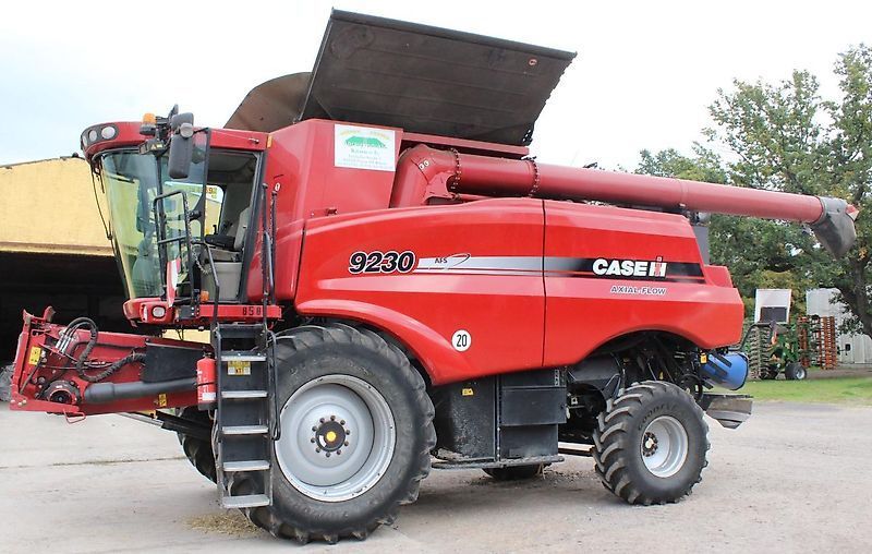 Case IH Axial-Flow 9230 Combine harvester €99,000
