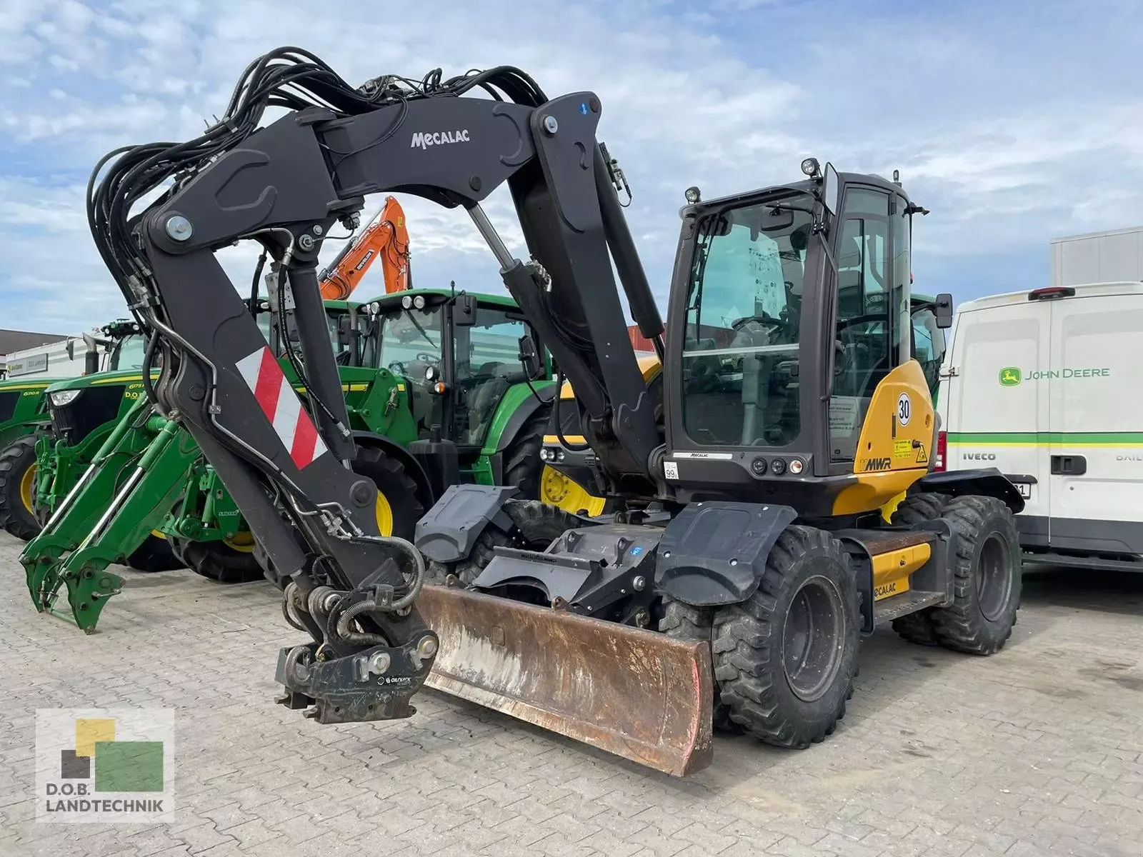 E-FARM: Mecalac 11mwr - Pelleteuse - id SLEMHIG - 109 500 € - Année: 2020 - Puissance du moteur (chevaux): 75,Allemagne