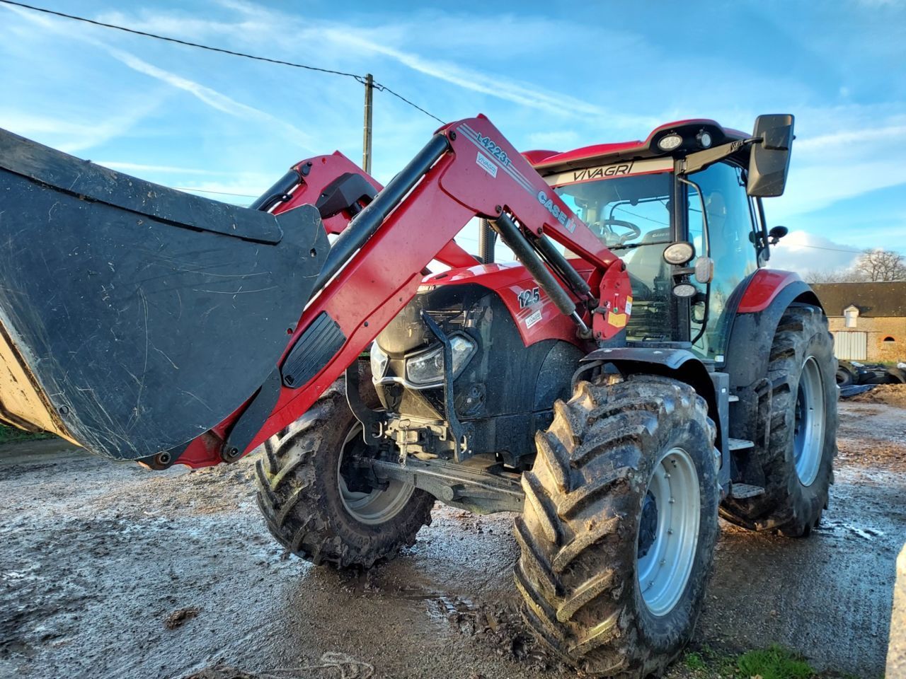 E-FARM: Case IH Maxxum 125 - Τρακτέρ - id IZED42X - 90.000 € - Χρονία: 2023 - Μετρητής ωρών: 500,Ισχύς κινητήρα: 125,Γαλλία