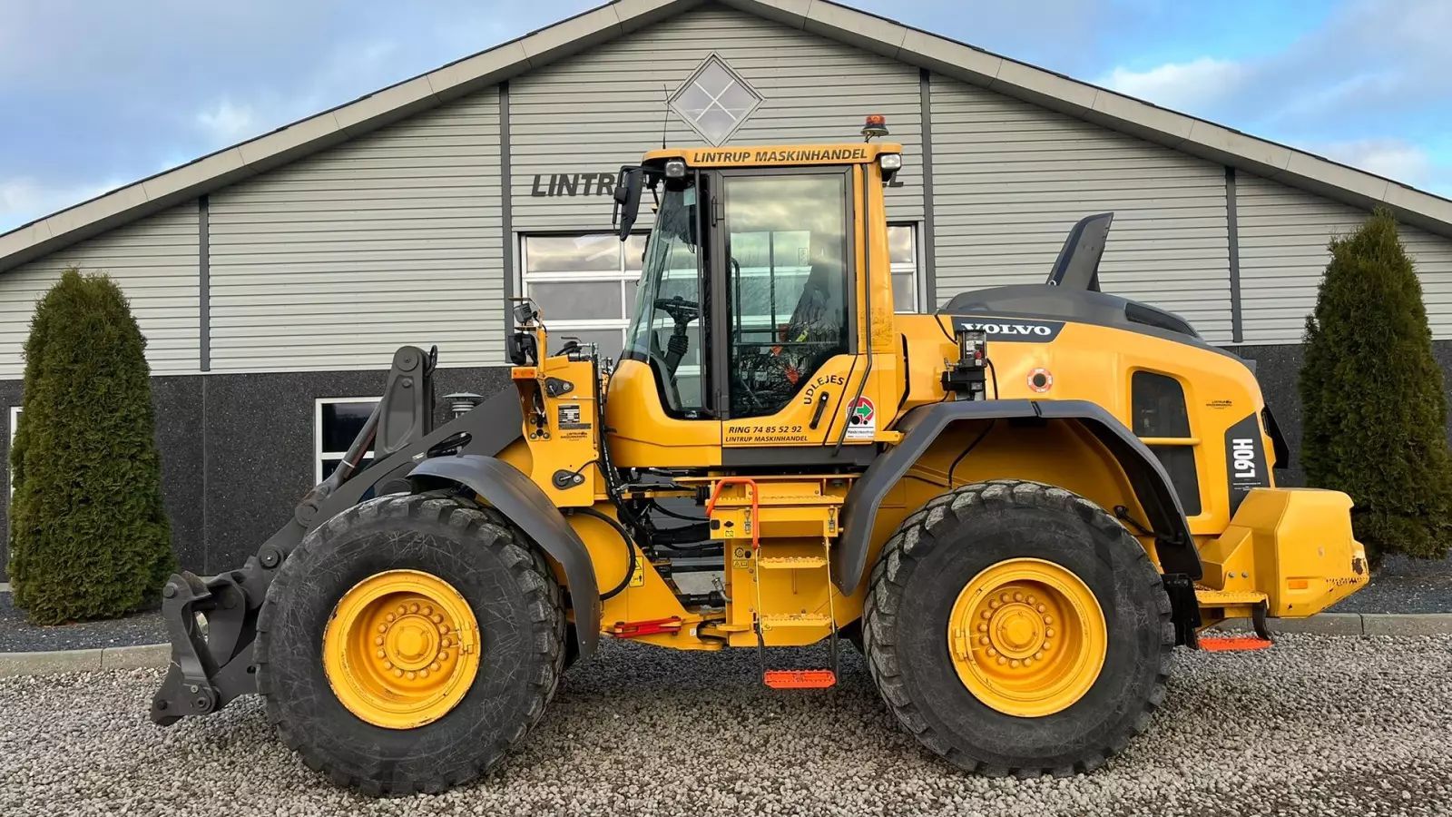 VOLVO l90h dk-maskine med cdc, bss, 650mm hjul & centralsmørring og evt med vægt samt printer Wheel loader €164,636
