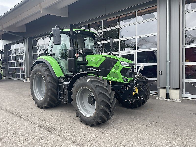 E-FARM: Deutz-Fahr 6130.4 TTV - Tracteur - id JVZRASQ - 98 319 € - Année: 2023 - Lecture du nombre d'heure: 290,Puissance du moteur (chevaux): 129,Allemagne