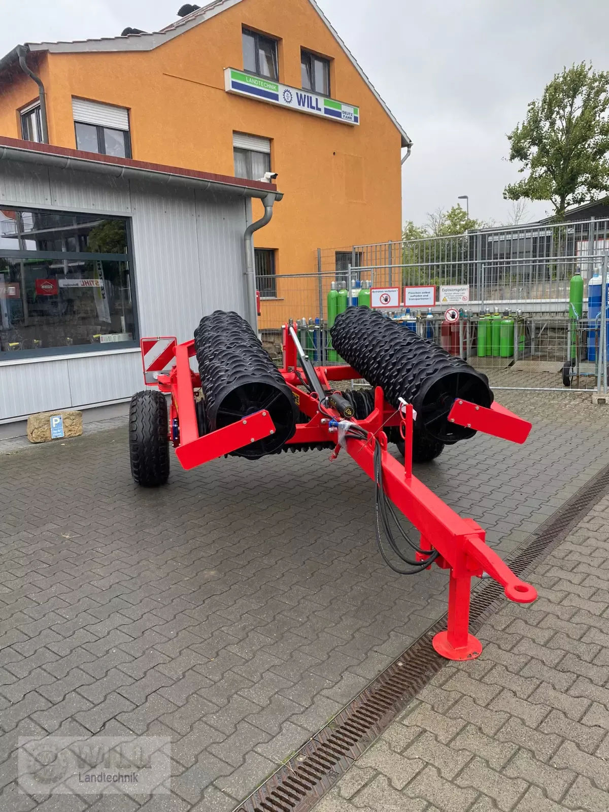 E-FARM: KNOCHE ackerwalze 6,2 mtr - Presses and roller - id 7QHDUMG - €12,353 - Year of construction: 2022 - Germany