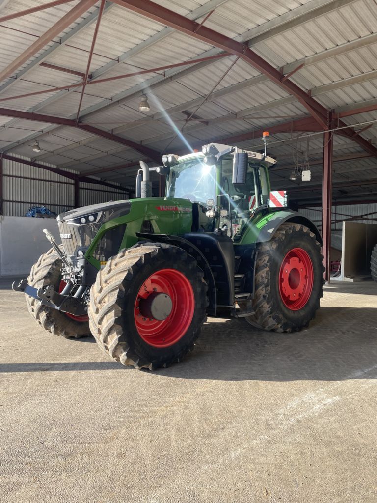 Fendt 942 Vario Profi Plus Tractor €189,000