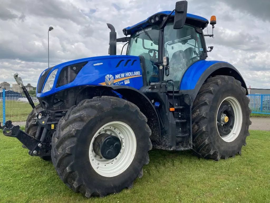 E-FARM: New Holland T7.275 HD - Tracteur - id A5JMXAQ - 1 € - Année: 2019 - Lecture du nombre d'heure: 1 300,Puissance du moteur (chevaux): 275,France