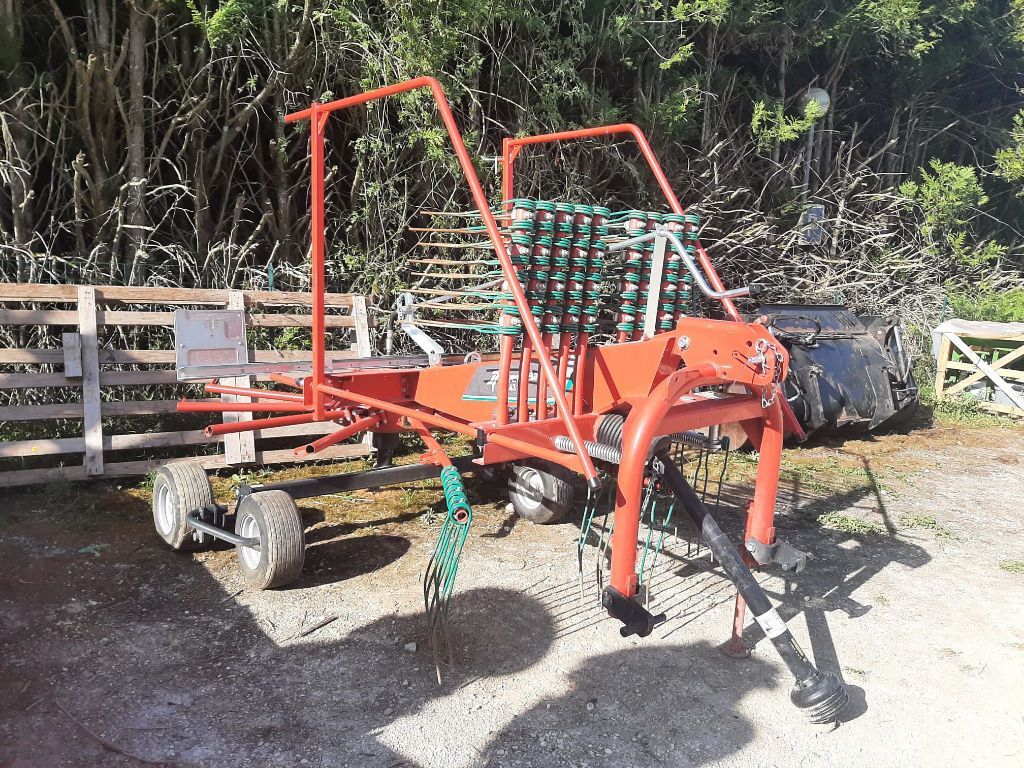 Kverneland 9443 Tedder €7,000