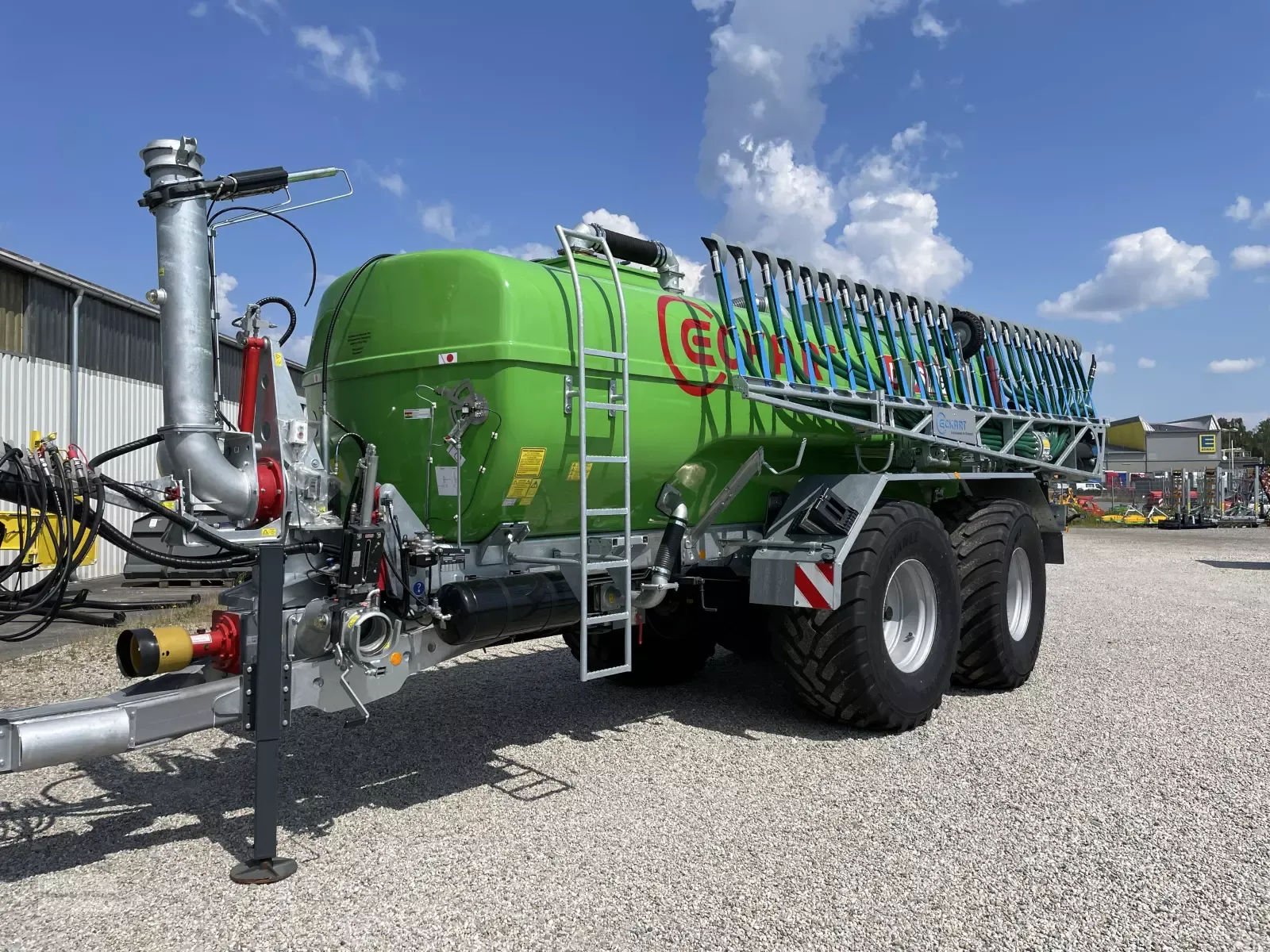 E-FARM: Eckart lupus 161+ - Tractor - id S79AVSN - 139.900 € - Año: 2022 - Alemania