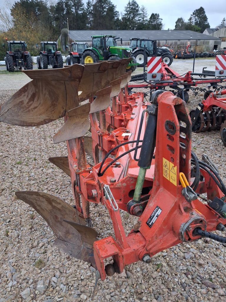 GREGOIRE BESSON rb41 Charrue 6 300 €