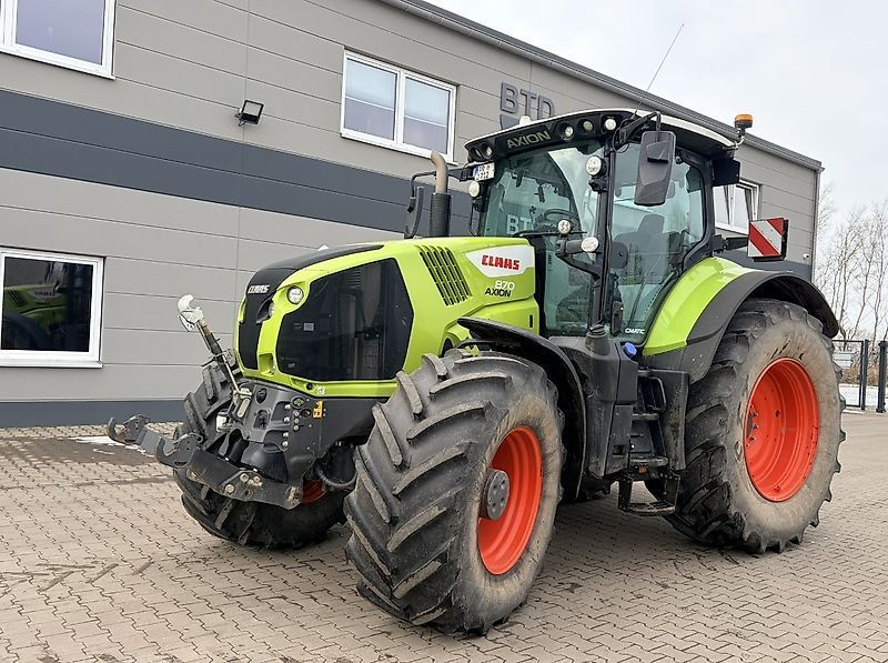 Claas Axion 870 CMATIC Tractor €159,500