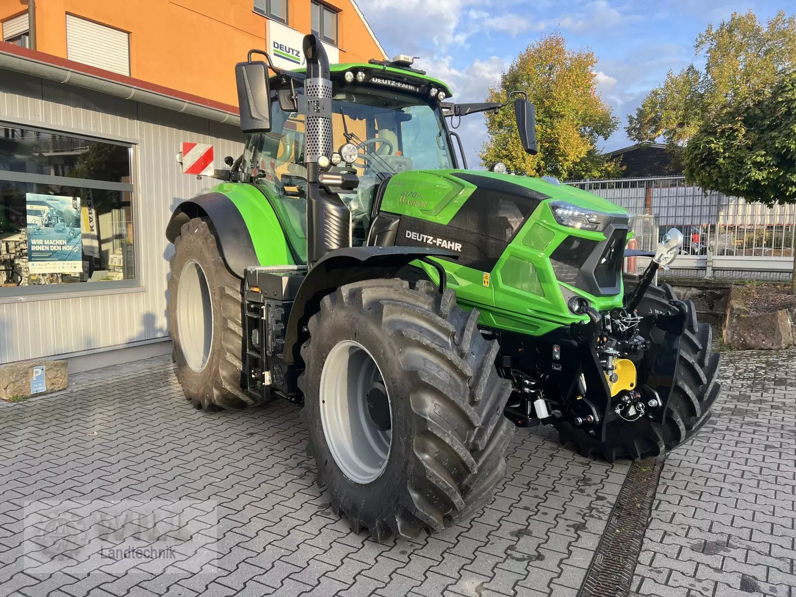 E-FARM: Deutz-Fahr Agrotron 6170 - Trattore - id 8IWFRX9 - Anno di costruzione: 2024 - Ore: 2,Potenza del motore: 172,Germania
