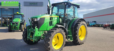 E-FARM: John Deere 6110 RC - Tractor - id QIPMZDG - €55,000 - Year of construction: 2016 - Engine hours: 5,038,Engine power (HP): 110,France