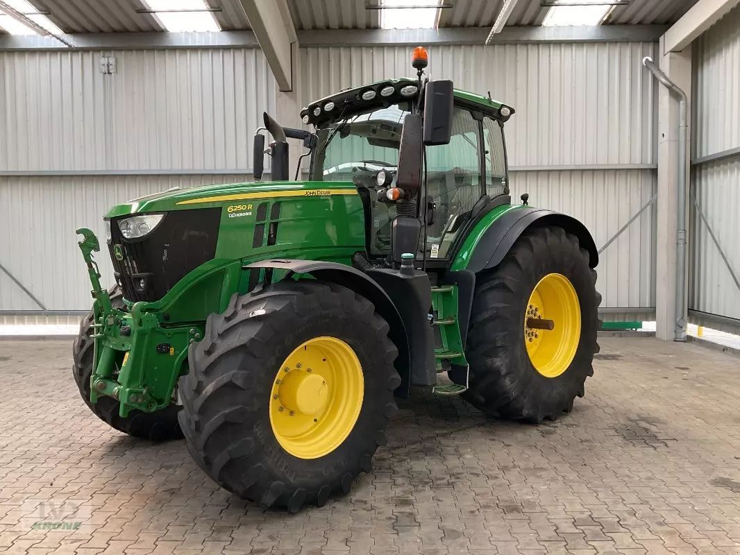 John Deere 6250 R Tractor 69.900 €