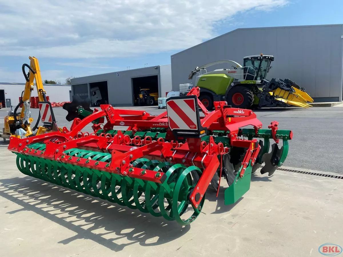 E-FARM: AGRO-MASZ bt30 - Brona talerzowa i talerzówka kompaktowa - id UCK4CJP - 6950 € - Rok produkcji: 2022 - Chorwacja