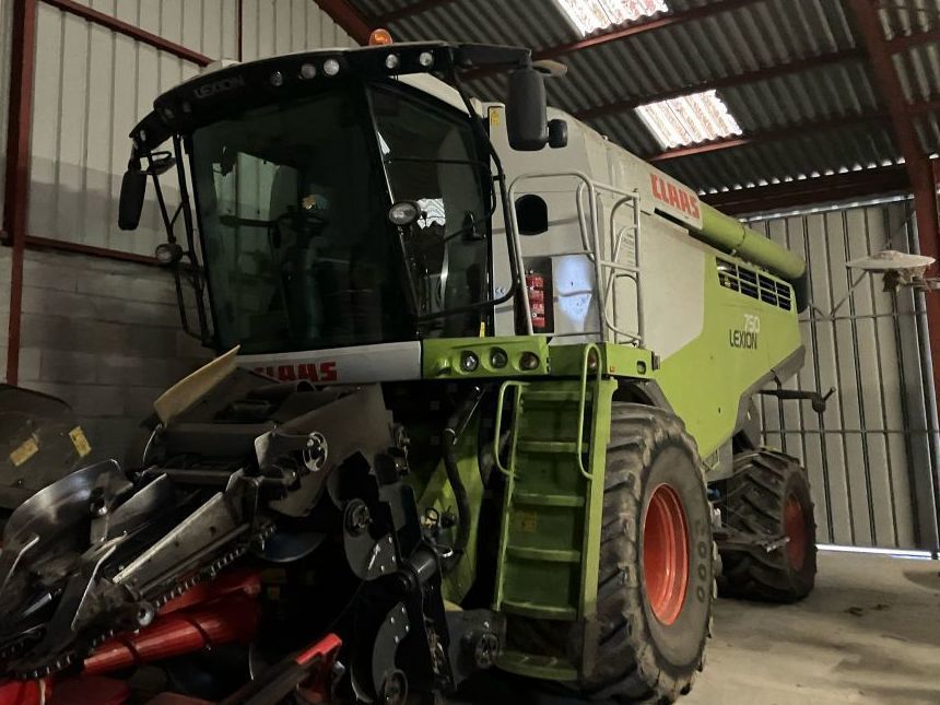 E-FARM: Claas Lexion 750 - Cosechadora - id 2TVQUCG - 195.000 € - Año: 2019 - Horas: 1.550,Francia