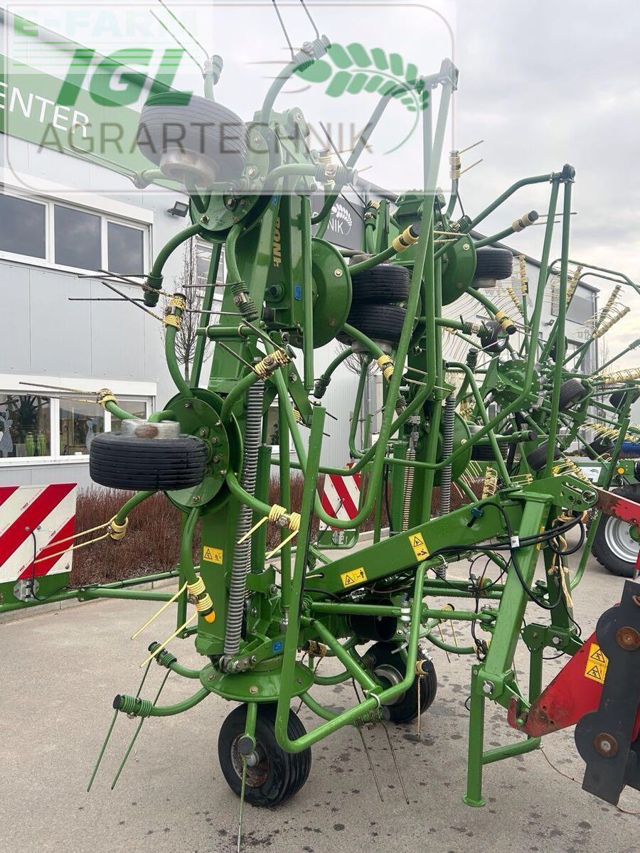 Krone KW 8.82/8 Tedder €9,200