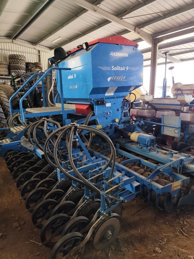 E-FARM: Lemken SOLITAIR 9 - Kombi-såmaskine - id B8CXCPH - 38.500 € - Produktionsår: 2010 - Frankrig