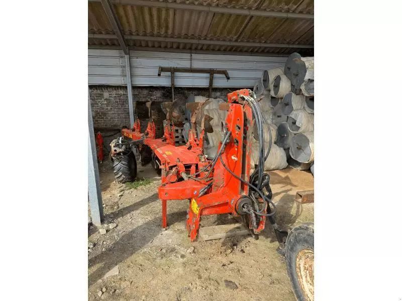 Kuhn varimaster 122 Charrue 8 500 €