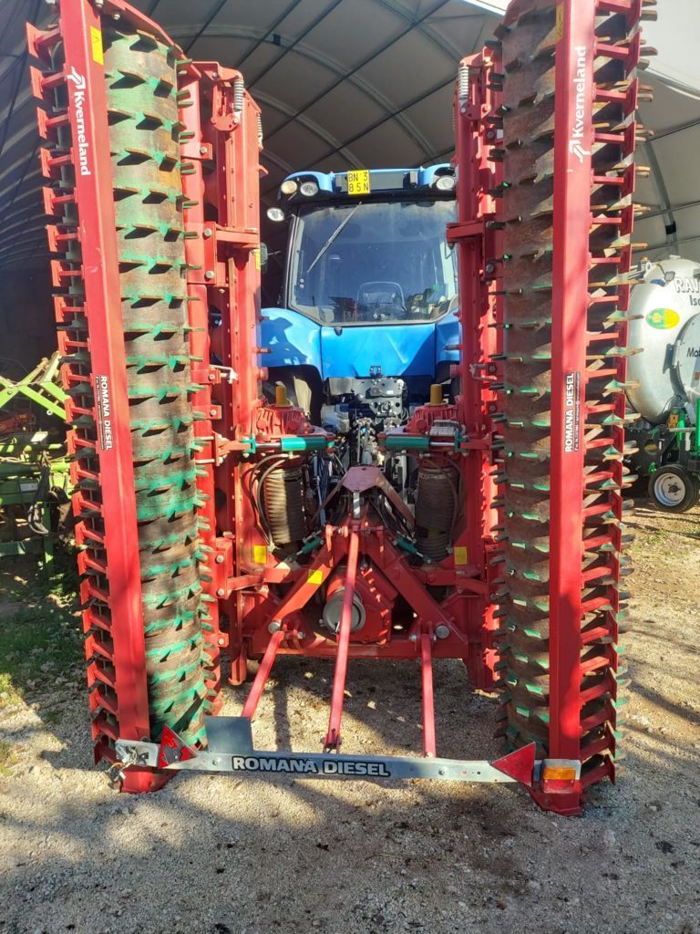 E-FARM: Kverneland ngf35-6 rullo packer - Erpice rotante - id GUXVBJR - 25.000 € - Anno di costruzione: 2016 - Italia